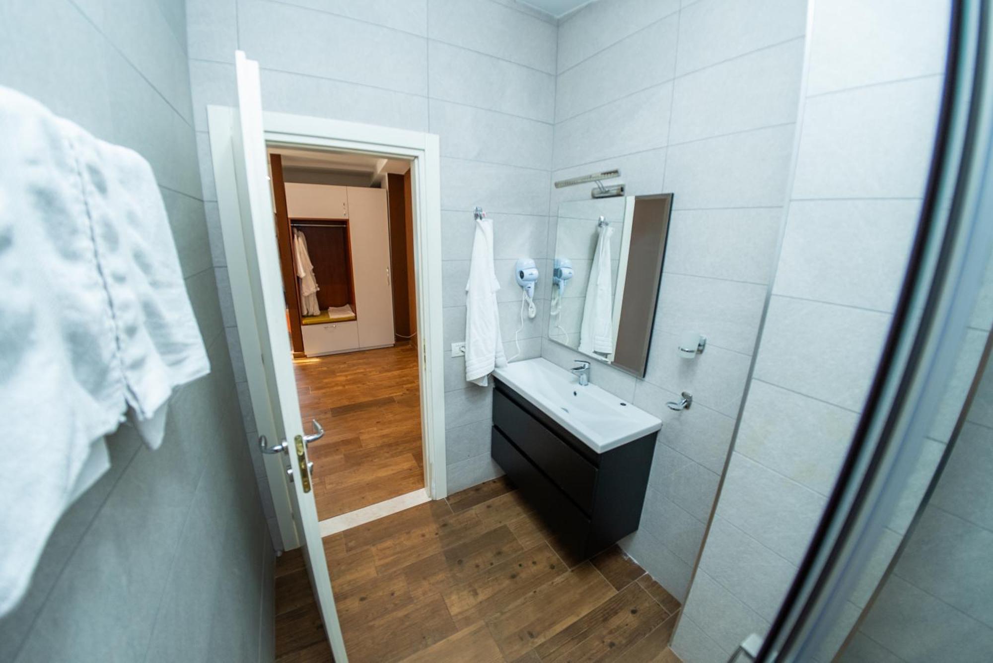 Olivar Hotel Tirana Selitë e Vogël Eksteriør billede