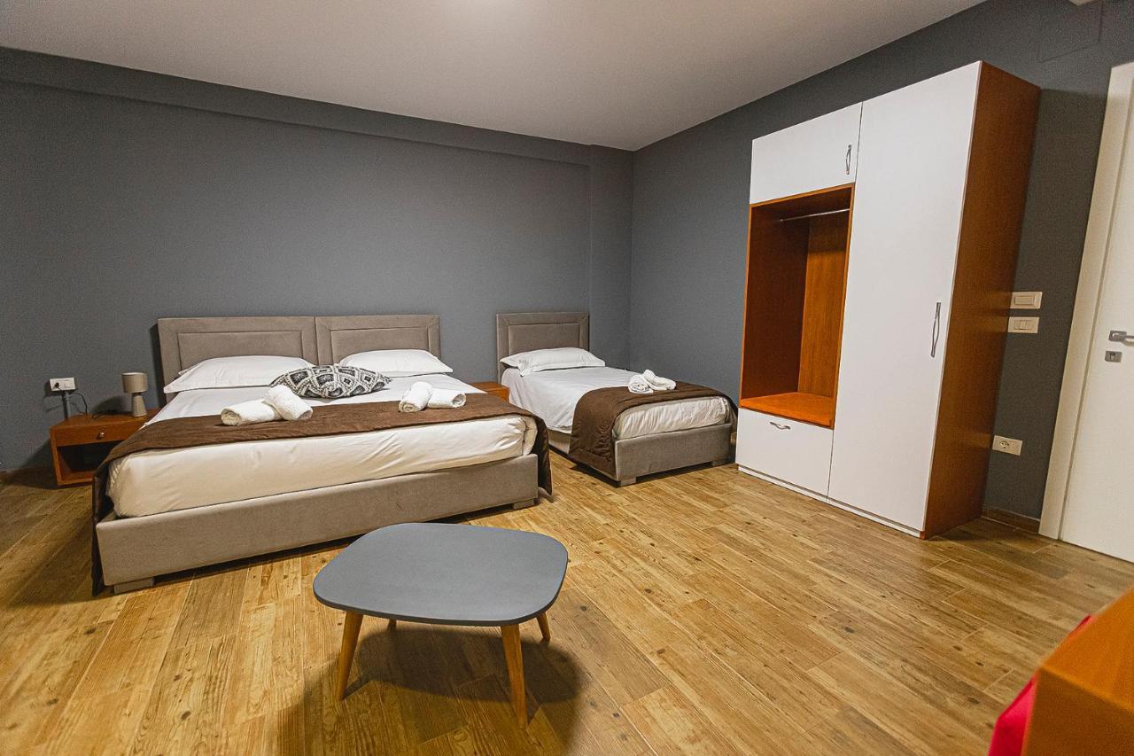 Olivar Hotel Tirana Selitë e Vogël Eksteriør billede