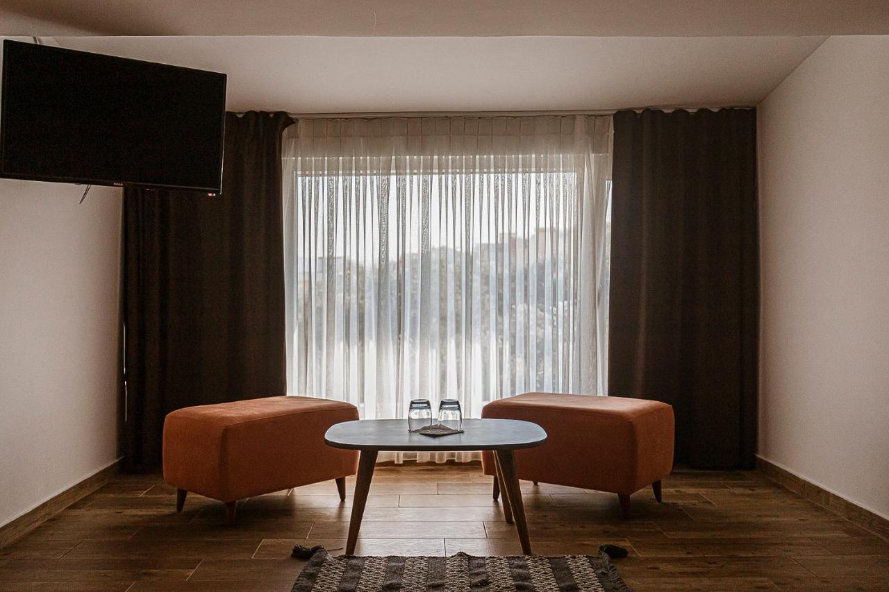 Olivar Hotel Tirana Selitë e Vogël Eksteriør billede